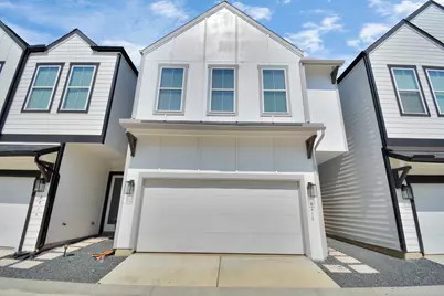 8419 Berry Brush Lane, Houston, TX 77022 - Photo 1