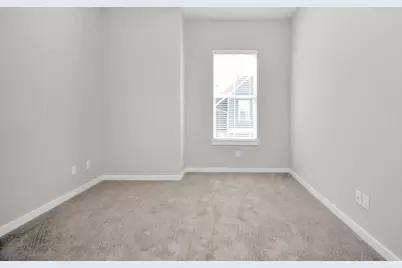 8419 Berry Brush Lane, Houston, TX 77022 - Photo 17