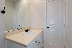 2418 Ralph St, Houston, TX 77006 - Photo 37