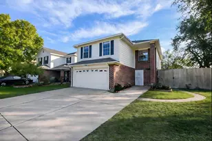 11659 Evesborough Dr, Houston, TX 77099 - Photo 1