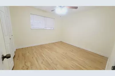 11110 High Star Drive, Houston, TX 77072 - Photo 17