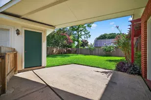 12236 S Shadow Cove Dr, Houston, TX 77082 - Photo 47