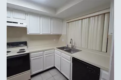 962 Sterling Green Drive S, Channelview, TX 77530 - Photo 11