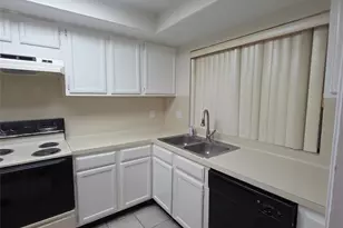 962 Sterling Green Dr S, Channelview, TX 77530 - Photo 11