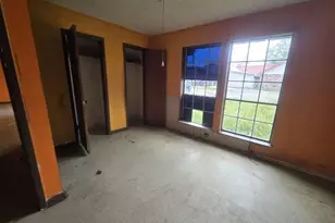 1303 N Mason Ave, Cleveland, TX 77327 - Photo 5