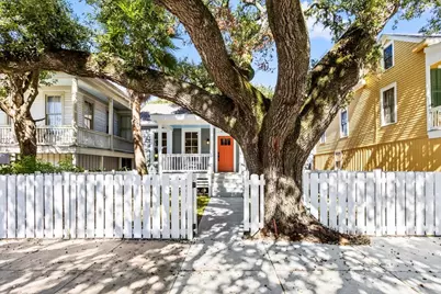 2822 Bernardo De Galvez Avenue, Galveston, TX 77550 - Photo 7