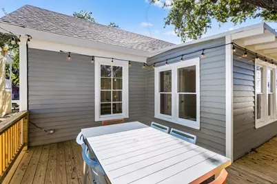 2822 Bernardo De Galvez Avenue, Galveston, TX 77550 - Photo 35