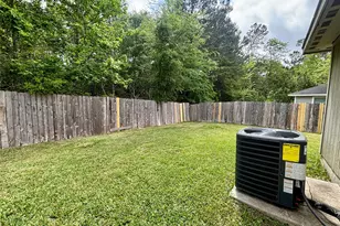 8816 E Buffalo Cir, Willis, TX 77378 - Photo 21