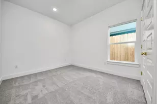 9309 Caddo St, Houston, TX 77078 - Photo 29