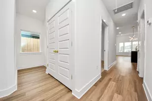 9309 Caddo St, Houston, TX 77078 - Photo 33