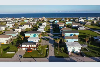 4123 Liberty Drive, Galveston, TX 77554 - Photo 39