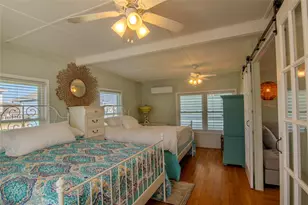 4123 Liberty Dr, Galveston, TX 77554 - Photo 15