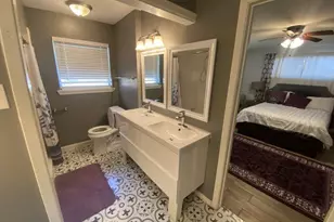 5566 Beechnut St, Houston, TX 77096 - Photo 7