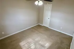 3715 Lindenfield Dr, Katy, TX 77449 - Photo 15