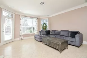 5835 Stratford Gardens Dr, Sugar Land, TX 77479 - Photo 11
