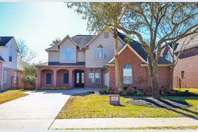 5835 Stratford Gardens Drive, Sugar Land, TX 77479 - Photo 1