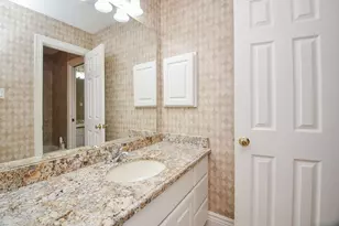 5835 Stratford Gardens Dr, Sugar Land, TX 77479 - Photo 19