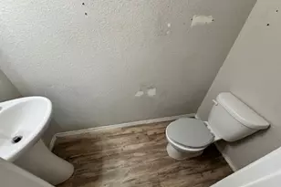 7834 London Tower Ln, Houston, TX 77044 - Photo 11