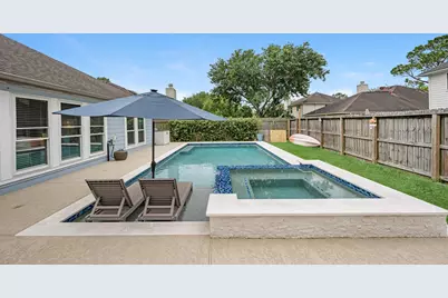 2814 Huntington Way, Pearland, TX 77584 - Photo 3
