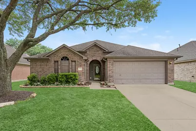 2814 Huntington Way, Pearland, TX 77584 - Photo 1