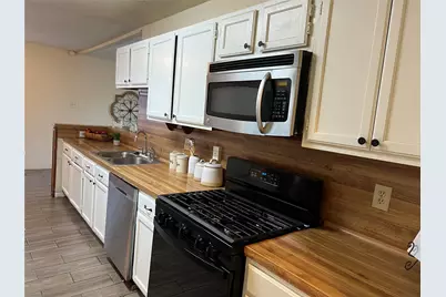 3506 Corinne Court, Katy, TX 77449 - Photo 3