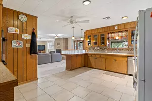 1201 Fm 1862, Blessing, TX 77419 - Photo 15