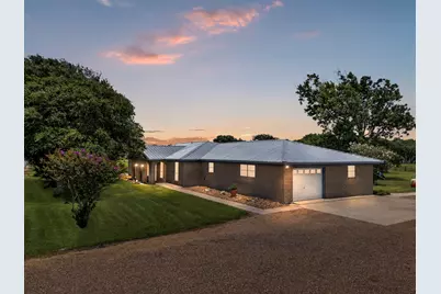 1201 Fm 1862, Blessing, TX 77419 - Photo 3
