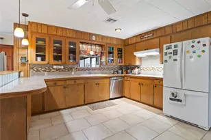 1201 Fm 1862, Blessing, TX 77419 - Photo 7