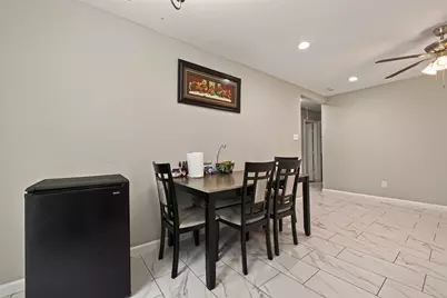 5022 Castlecreek Lane, Houston, TX 77053 - Photo 13