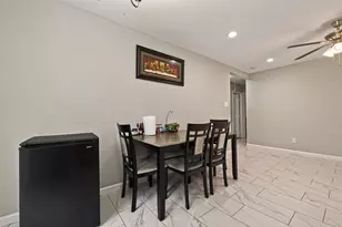 5022 Castlecreek Ln, Houston, TX 77053 - Photo 13