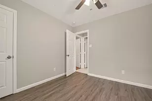 5022 Castlecreek Ln, Houston, TX 77053 - Photo 25