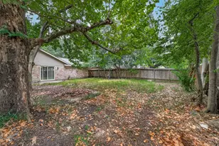 5022 Castlecreek Ln, Houston, TX 77053 - Photo 37