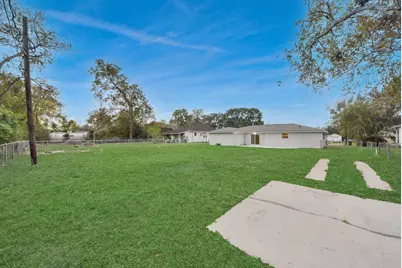 803 Coleman Street, Dayton, TX 77535 - Photo 37