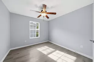 8595 Parkway Dr, Houston, TX 77088 - Photo 17