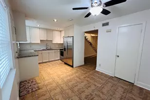 5538 Holly St, Houston, TX 77081 - Photo 7
