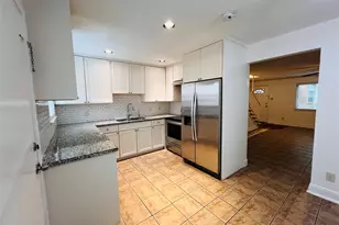 5538 Holly St, Houston, TX 77081 - Photo 5