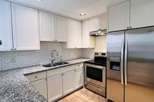5538 Holly St, Houston, TX 77081 - Photo 9