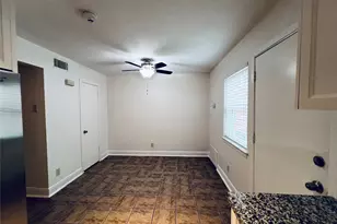 5538 Holly St, Houston, TX 77081 - Photo 9