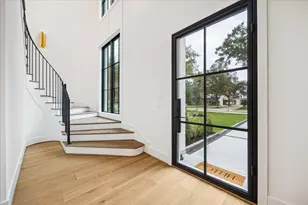 830 Azalea St, Houston, TX 77018 - Photo 3
