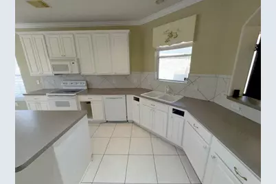 51 N Country Gate Circle, Conroe, TX 77384 - Photo 21