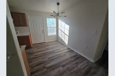 102 Wilson Street, Sealy, TX 77474 - Photo 5