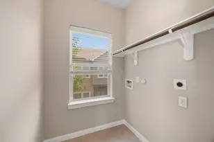 932 W 26th St, Houston, TX 77008 - Photo 35