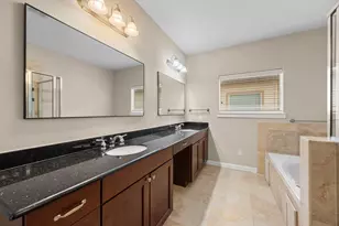 932 W 26th St, Houston, TX 77008 - Photo 25