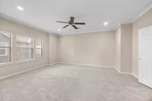 932 W 26th St, Houston, TX 77008 - Photo 27