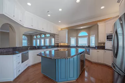 1306 Outrigger, Tiki Island, TX 77554 - Photo 17