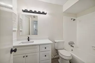 11540 Chimney Rock Road #128, Houston, TX 77035 - Photo 9