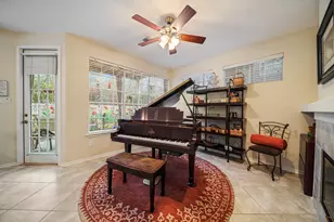 74 E Lakeridge Dr, The Woodlands, TX 77381 - Photo 31