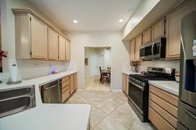 74 E Lakeridge Drive, The Woodlands, TX 77381 - Photo 27