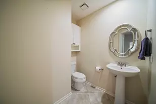 74 E Lakeridge Dr, The Woodlands, TX 77381 - Photo 19