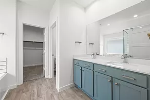 14254 Black Cyn Ln, Conroe, TX 77384 - Photo 11